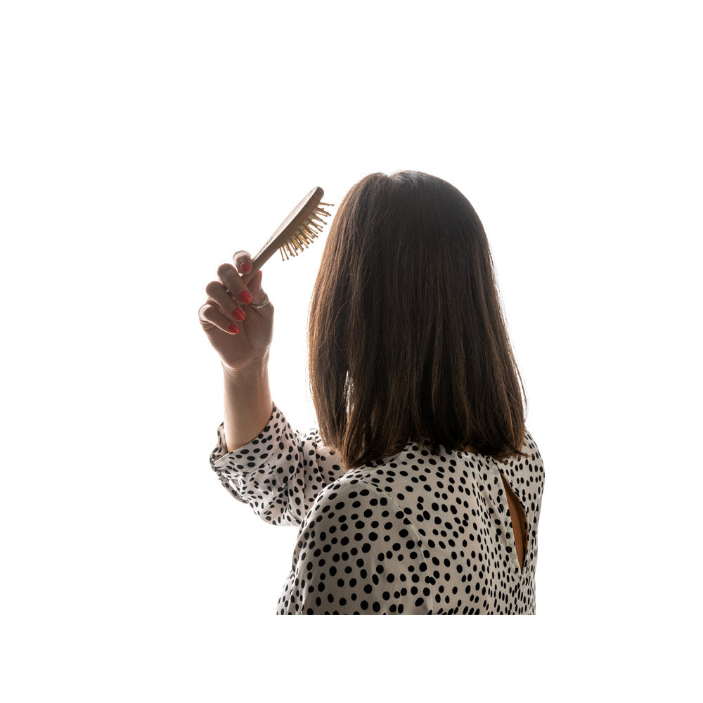 DERN - Spazzola per capelli in legno con denti in bambù - Cod. 95055