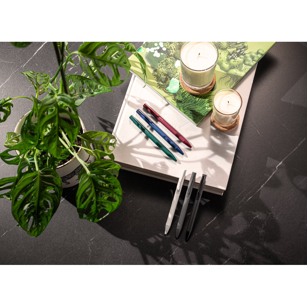 CLINT - Penna in Alluminio Riciclato (100% rAL) con Finitura in Gomma - Cod. 91944