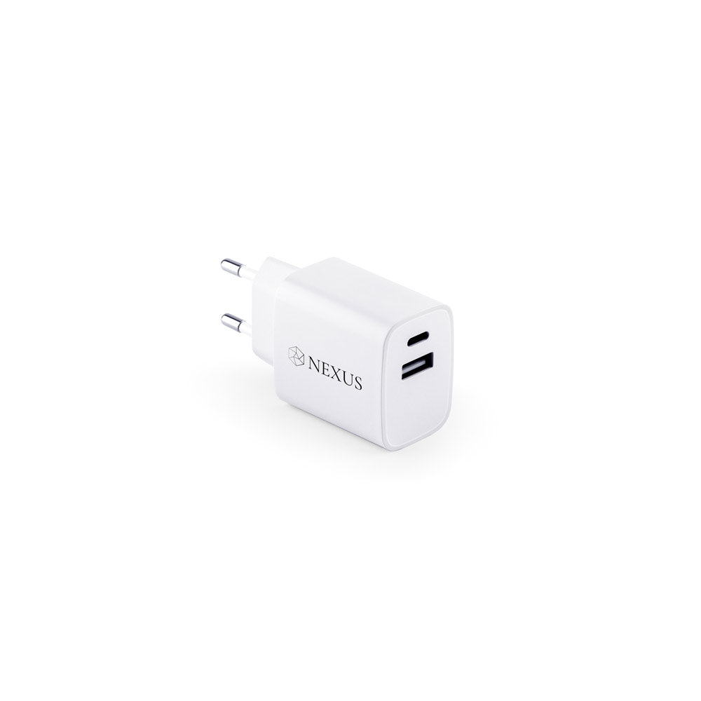 WEGENER - Adattatore di Corrente con Porta USB-A 18W e Porta USB-C 20W in ABS - Cod. 97186